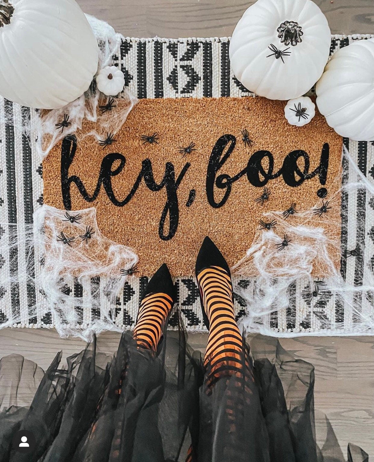 Hey Boo Halloween Doormat | Cute Spooky Welcome Mat | Fall Front Porch Decor | Trick or Treat Doormat | Outdoor Halloween Entry Rug
