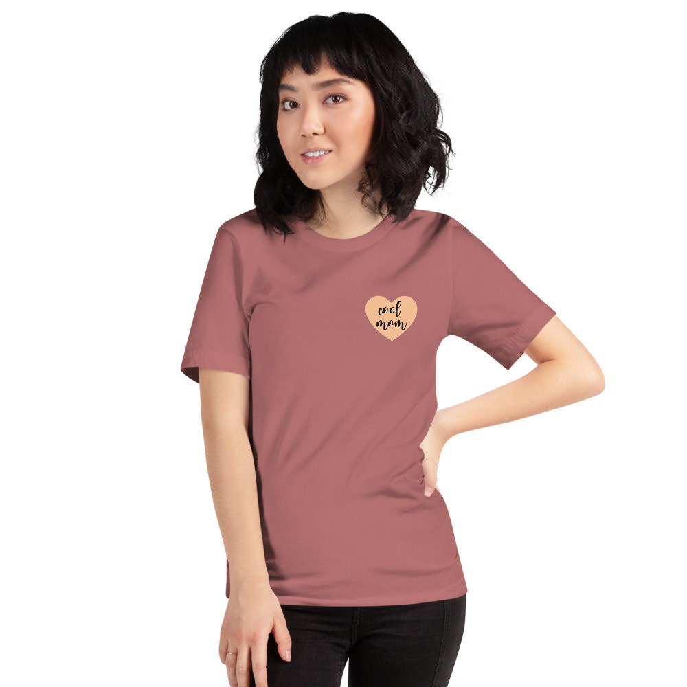 Cool mom orange heart Short-Sleeve Unisex T-Shirt, gift for her, mothers day
