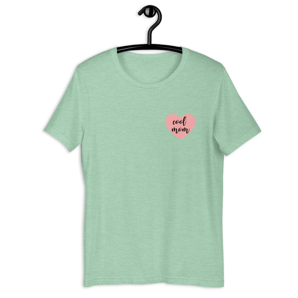 Cool mom pink heart Short-Sleeve Unisex T-Shirt, gift for her, mothers day