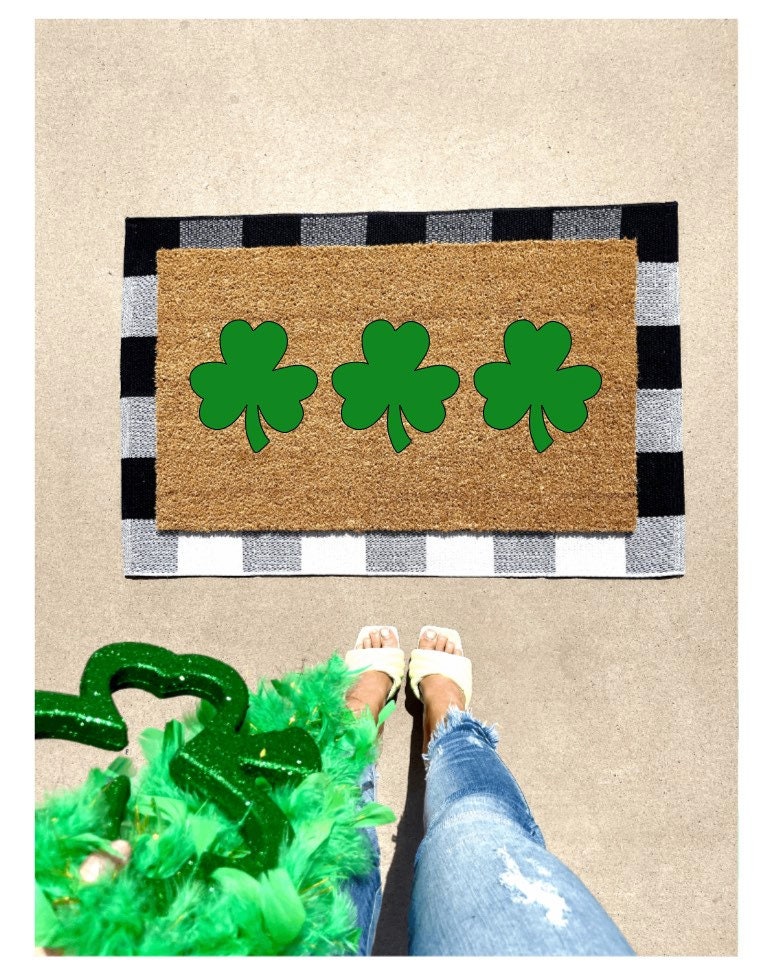 Clover doormat, cute doormat, st patricks day doormat, spring doormat